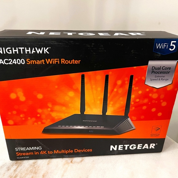 NETGEAR Nighthawk R7350 2400 Mbps 4-Port Wireless Router (R7350100NAS) - Picture 1 of 2